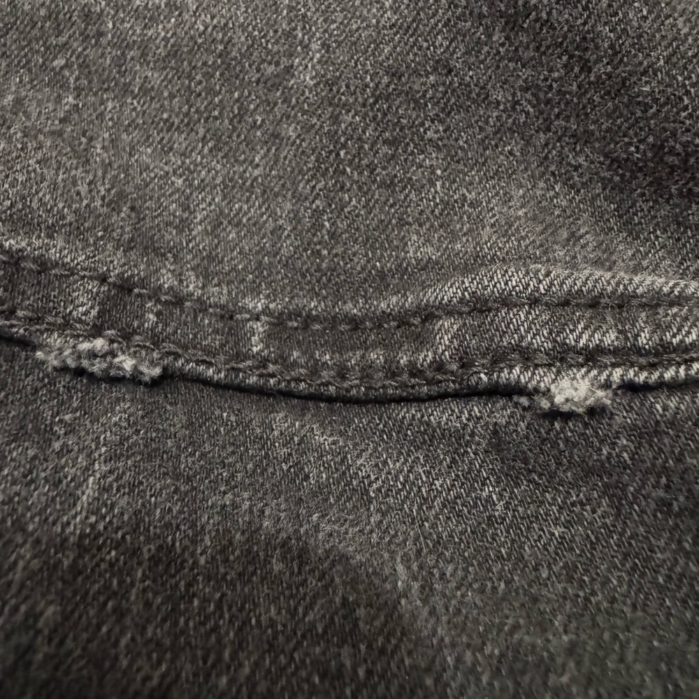 Women’s Old Navy Charcoal Black Jean Jacket Sz XS - Picture 3 of 4